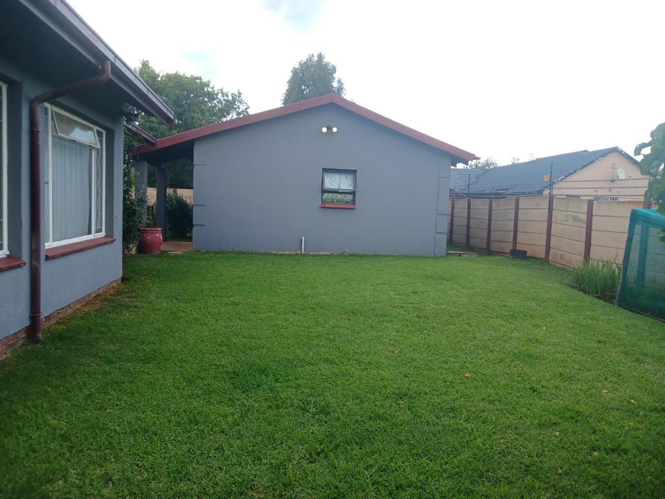 Cherry Street Bed and Breakfast in Gauteng