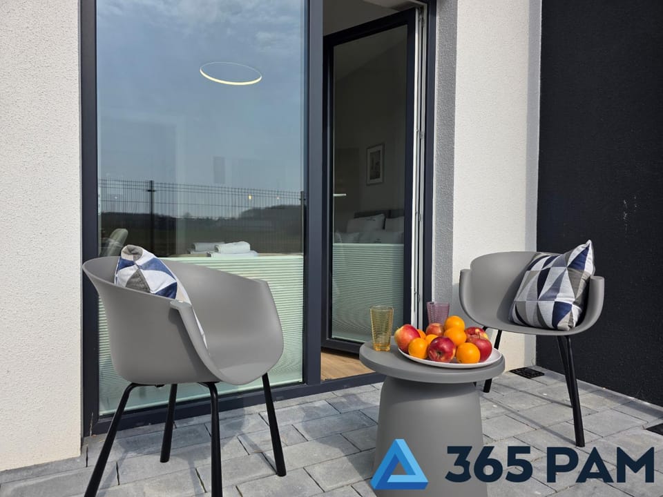 Day, View (from property/room), Balcony/Terrace