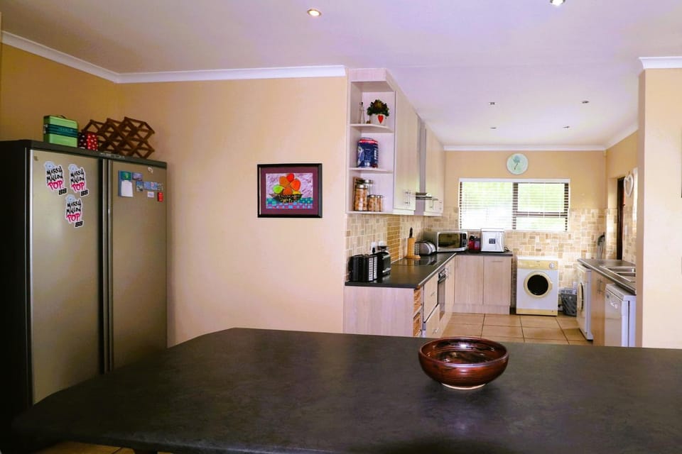 Happy Tides Main House House in Western Cape