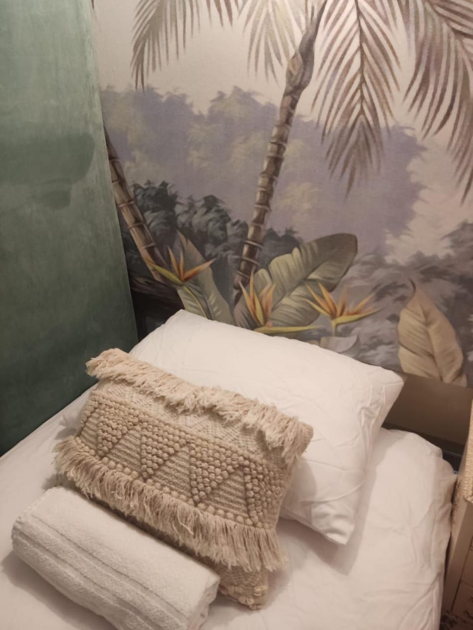 Gorgeous Mini Suite Apartment in North District