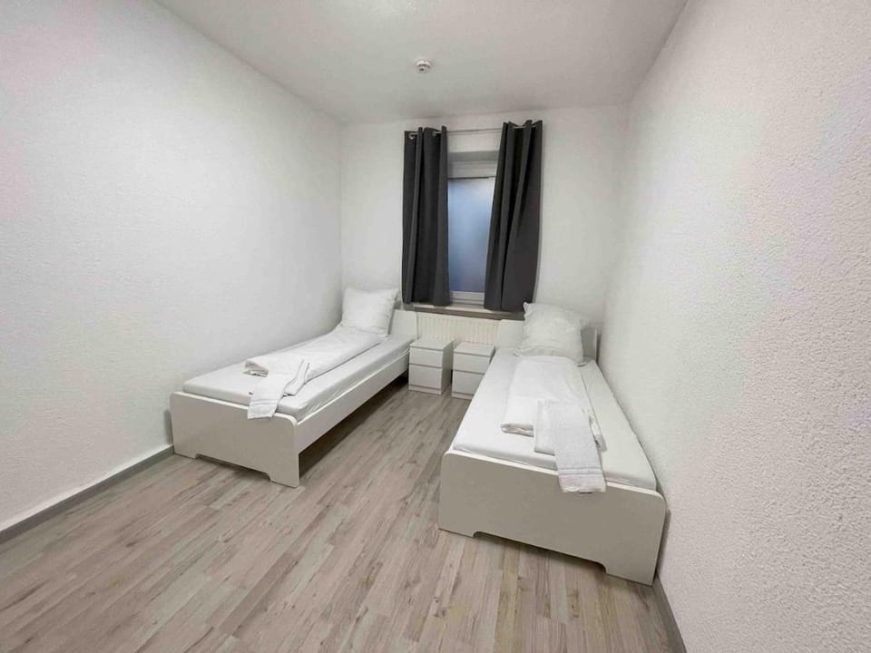 SAD401 Geräumig eingerichtete Monteurwohnung Apartment in Bavaria