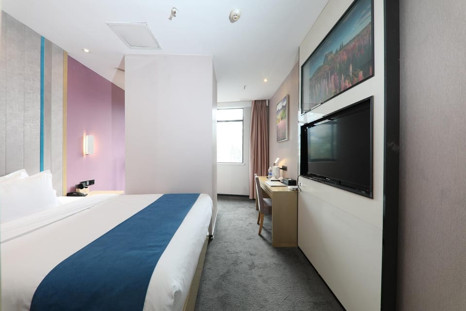 Qinin Hotel 沁住酒店重庆解放碑店 Inn in China