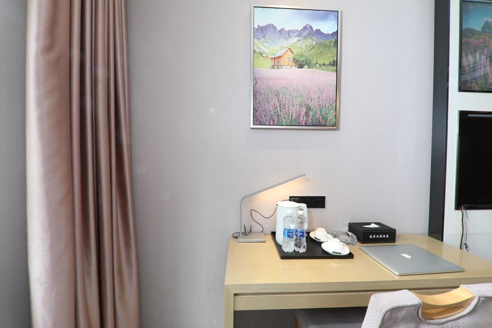 Qinin Hotel 沁住酒店重庆解放碑店 Inn in China