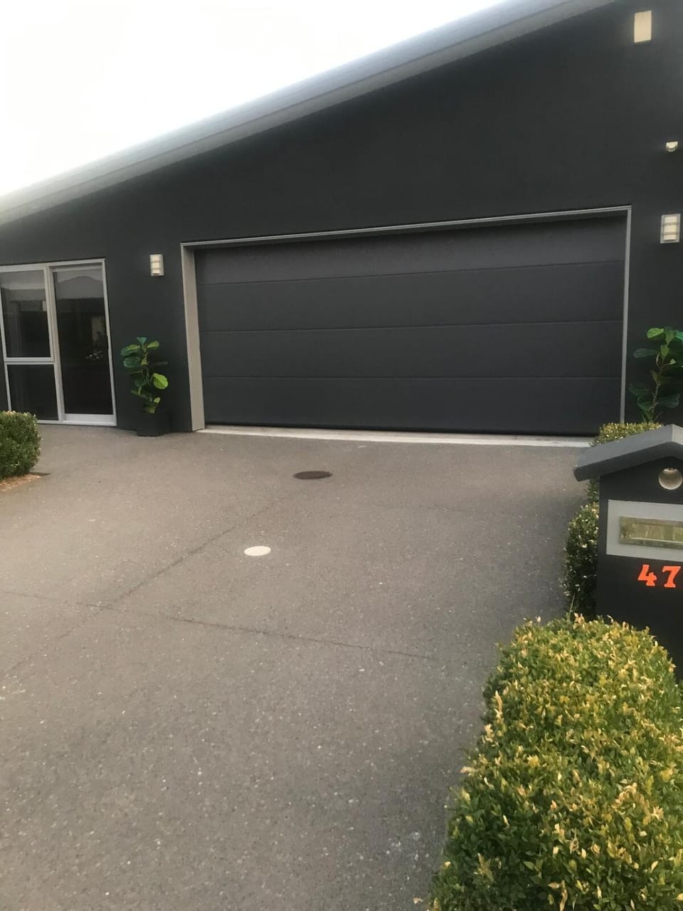 1 bedroom studio with 2 E-bikes for use Apartment in Napier
