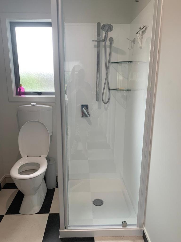 1 bedroom studio with 2 E-bikes for use Apartment in Napier