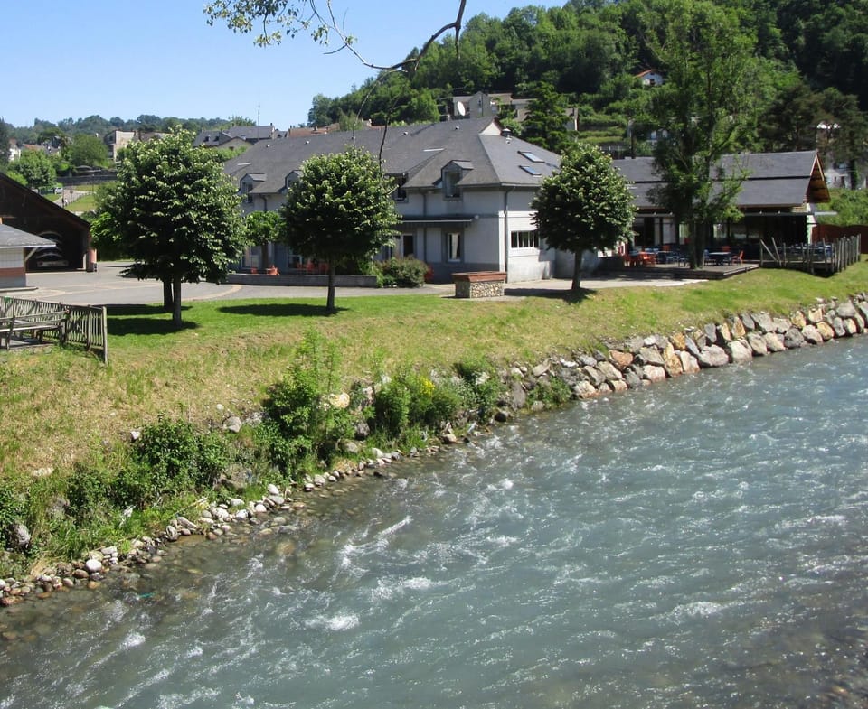 Property building, Garden, River view