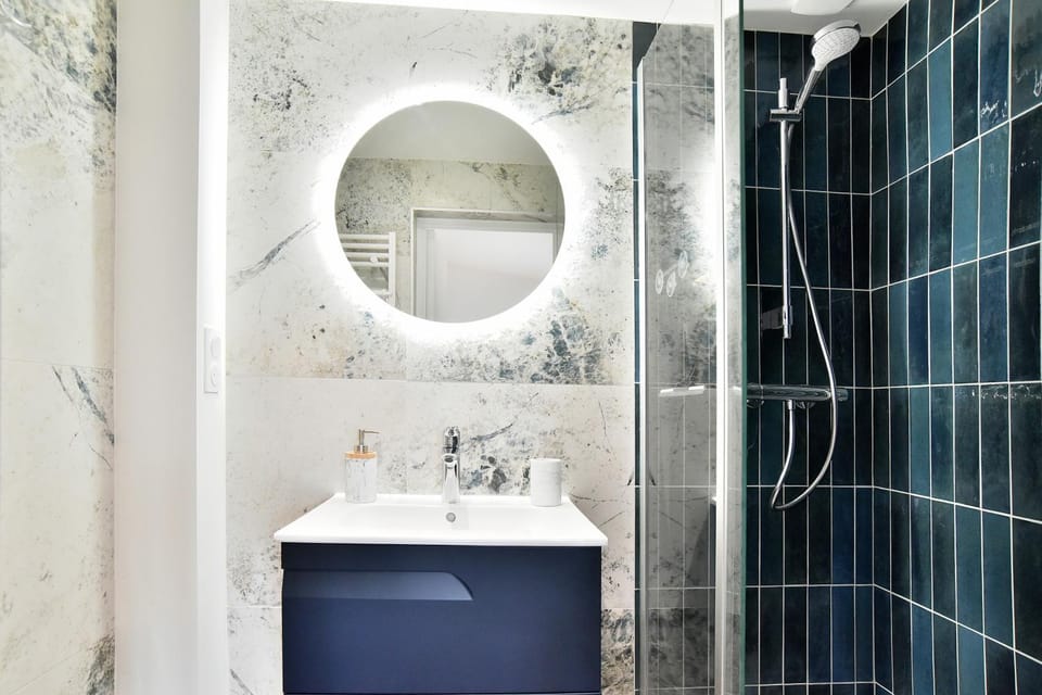Shower, Bathroom