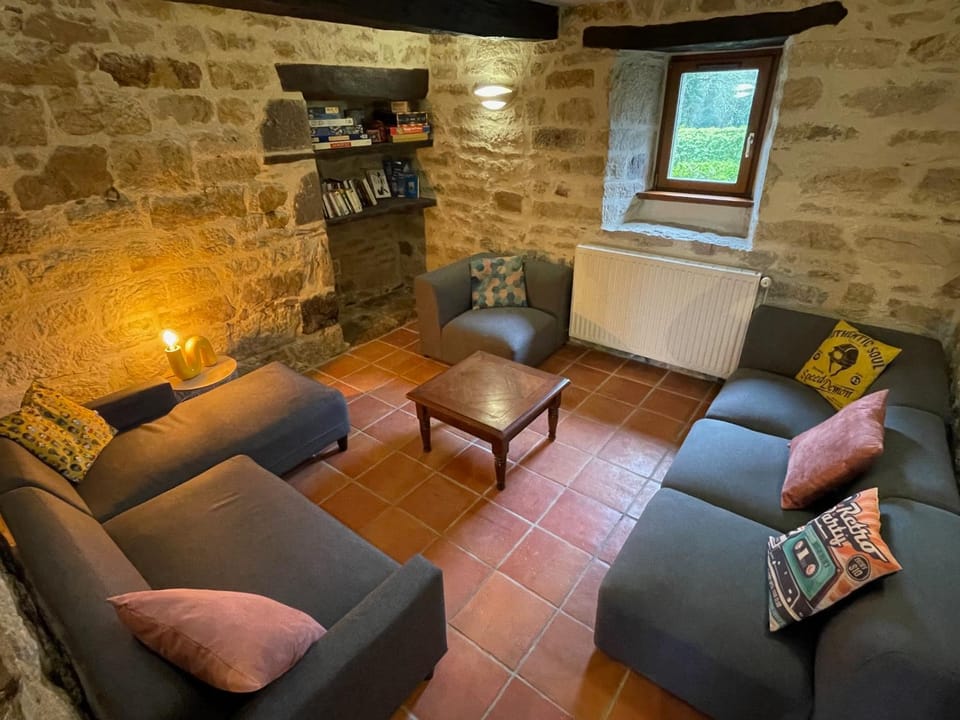 Property building, Communal lounge/ TV room, Living room