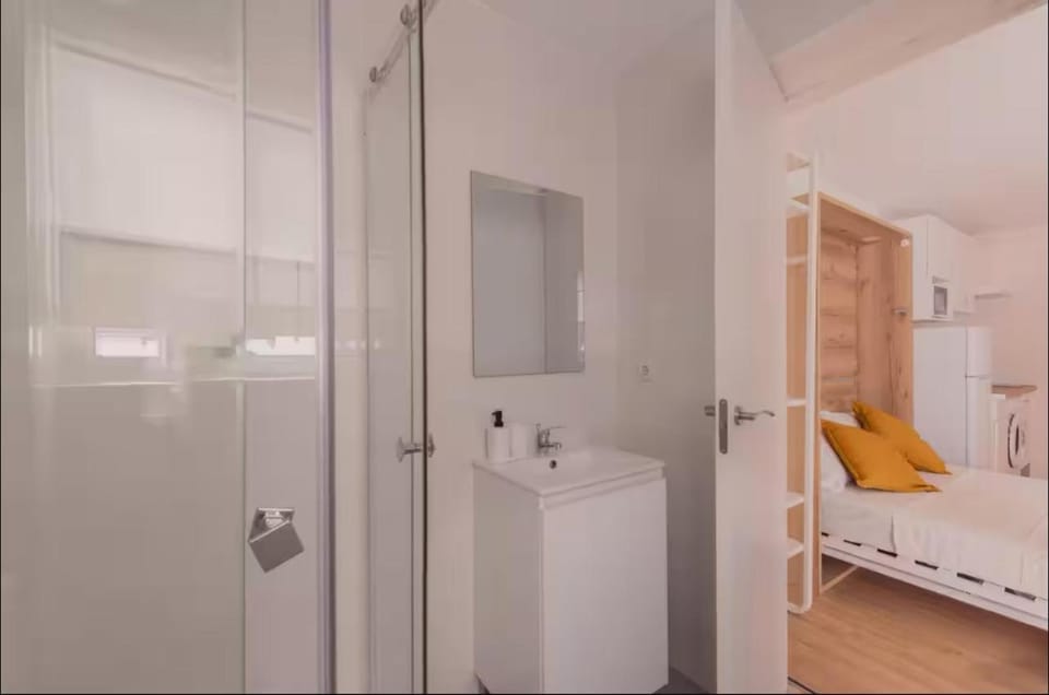 Shower, Bed, Bathroom