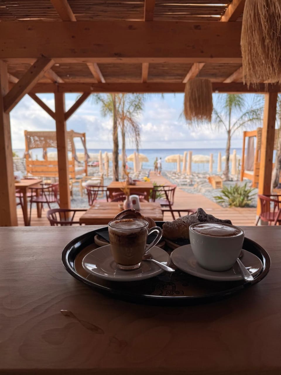 Restaurant/places to eat, Food and drinks