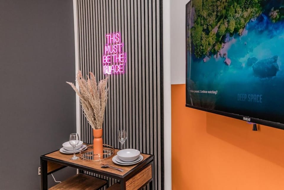 Beautiful Studio Next to Beach & Shopping Centre Apartment in Brighton