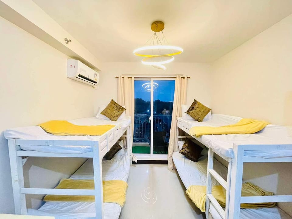 329 Elegant Studio Unit good for 4 person Apartment in Lapu-Lapu City