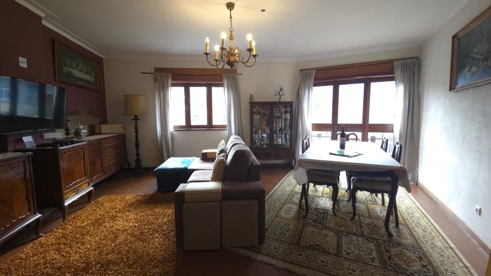 Living room, Photo of the whole room, Seating area, Dining area