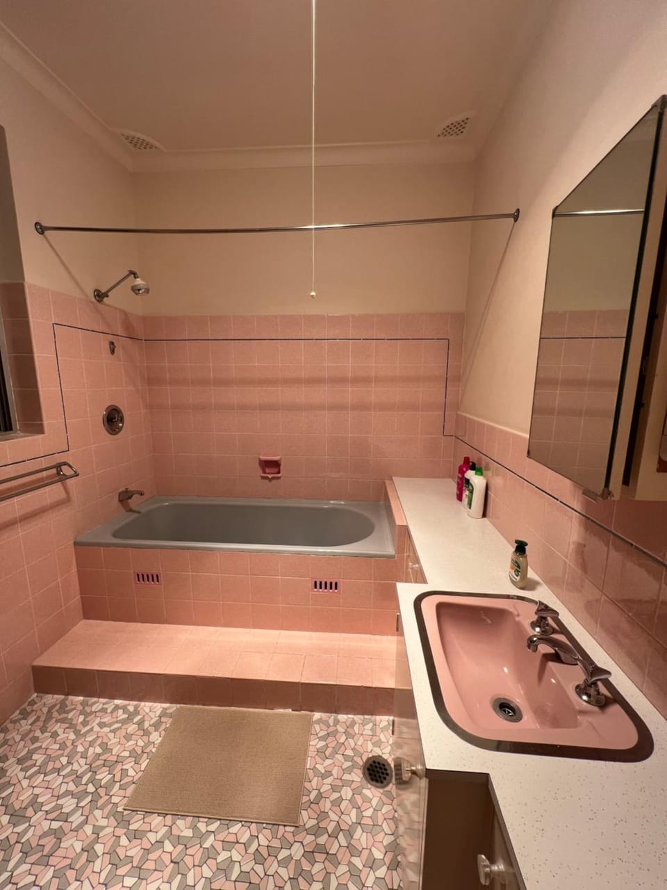 33 Room Vacation rental in Sydney