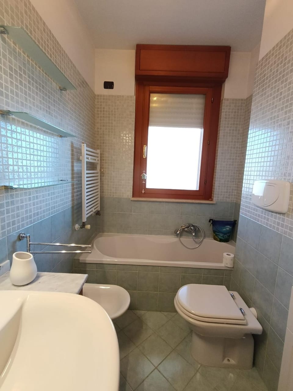Toilet, Bathroom, Bath, bidet, towels