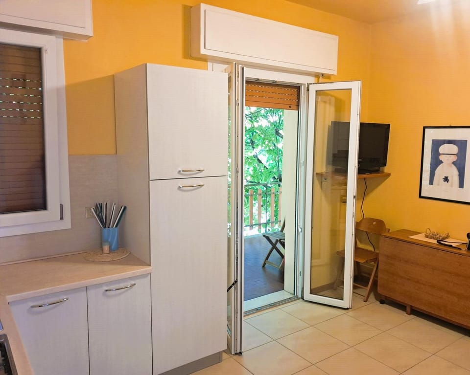 CN002 - Cesenatico, bilocale con terrazzo e posto auto Apartment in Cesenatico