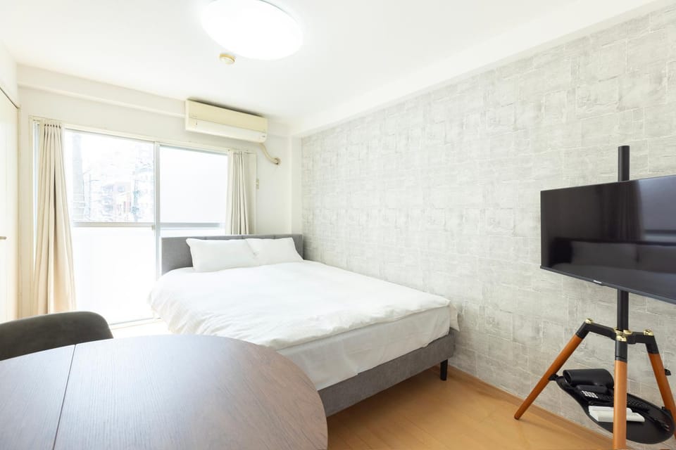 Bed, TV and multimedia, Bedroom, air conditioner