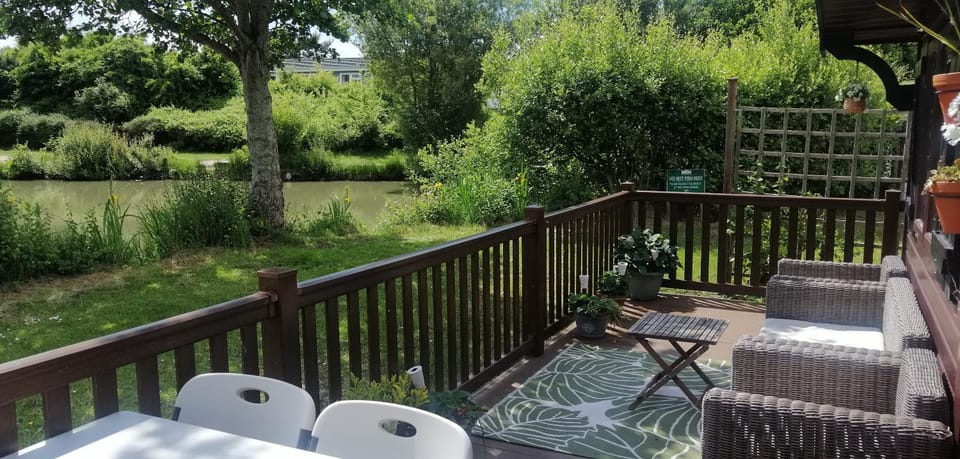 Patio, Balcony/Terrace, Garden view, Lake view