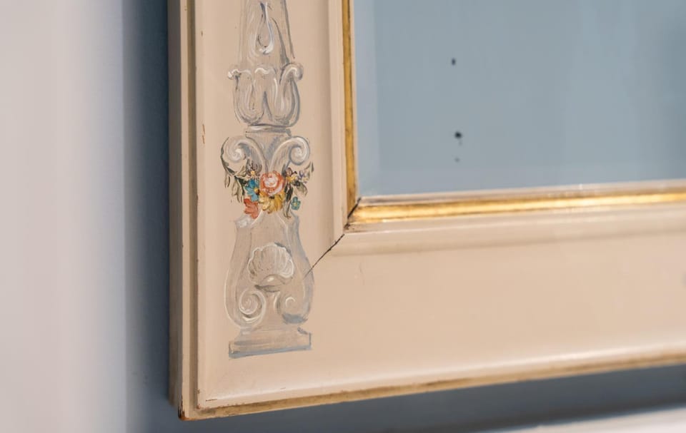 Decorative detail