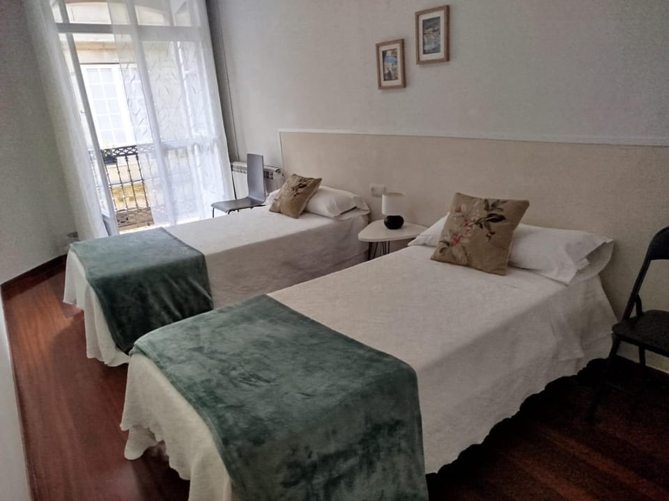 Pensión 5 Caminos Bed and Breakfast in Santiago de Compostela