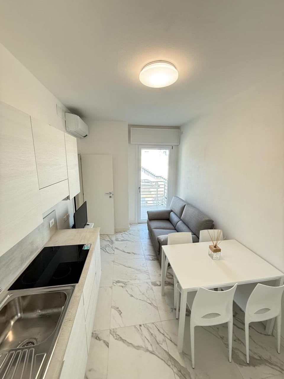WHITE APARTMENTS - Solo per famiglie- WALTERIGATO APARTMENTS Apartment in Lido di Jesolo