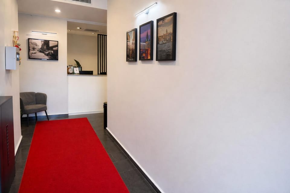 Facade/entrance, Lobby or reception