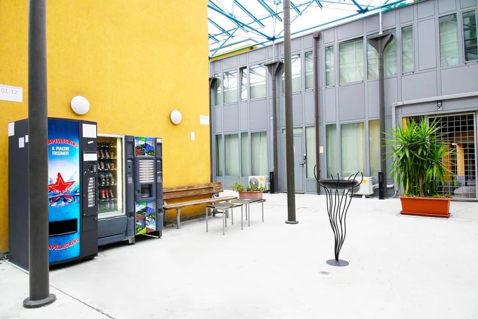 Place of worship, Location