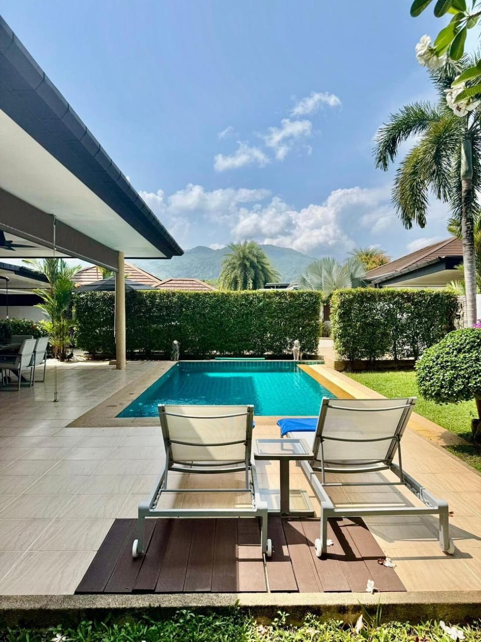 Patio, Garden, Garden view, Pool view, Swimming pool, sunbed
