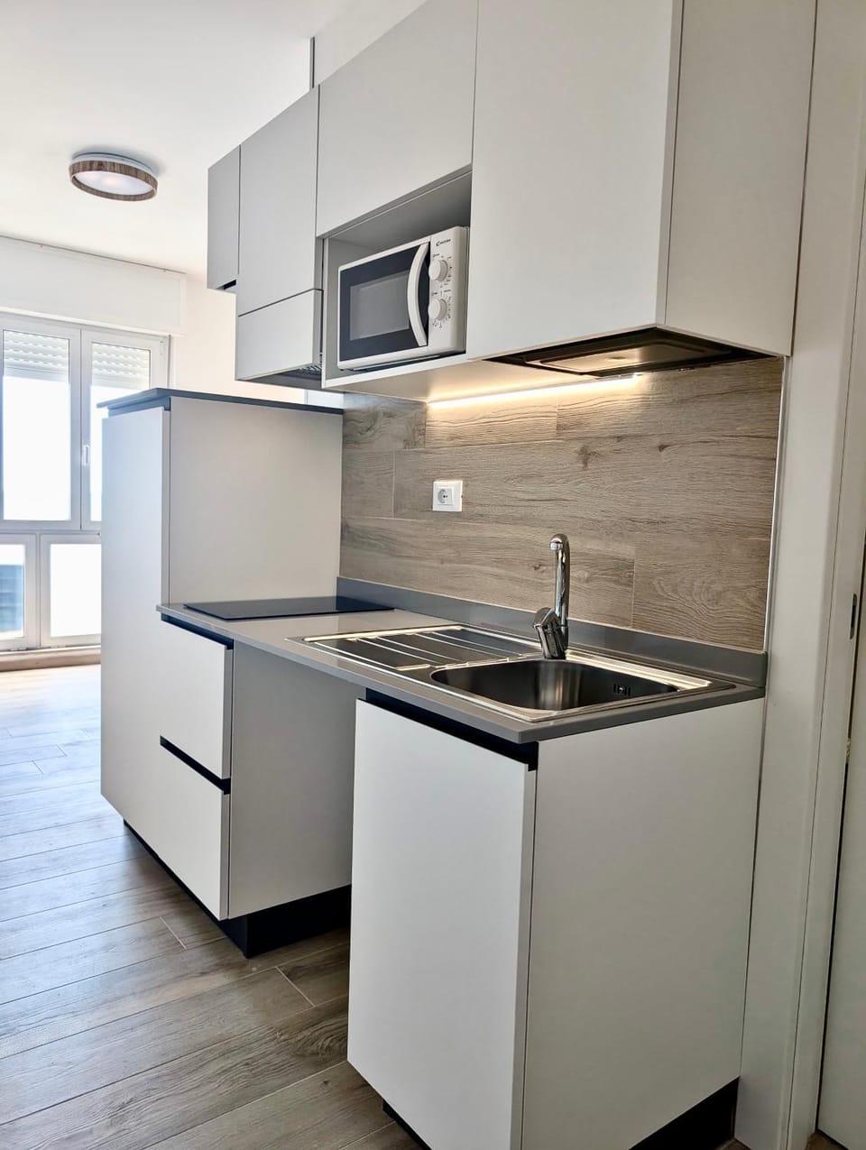 Kitchen or kitchenette, stove
