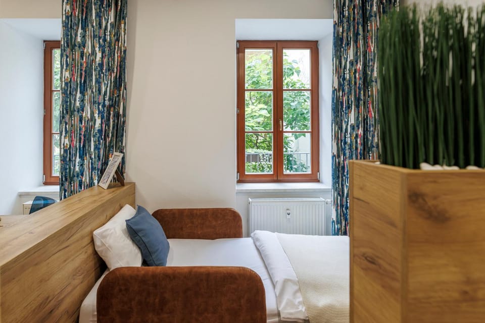 Bed, cot