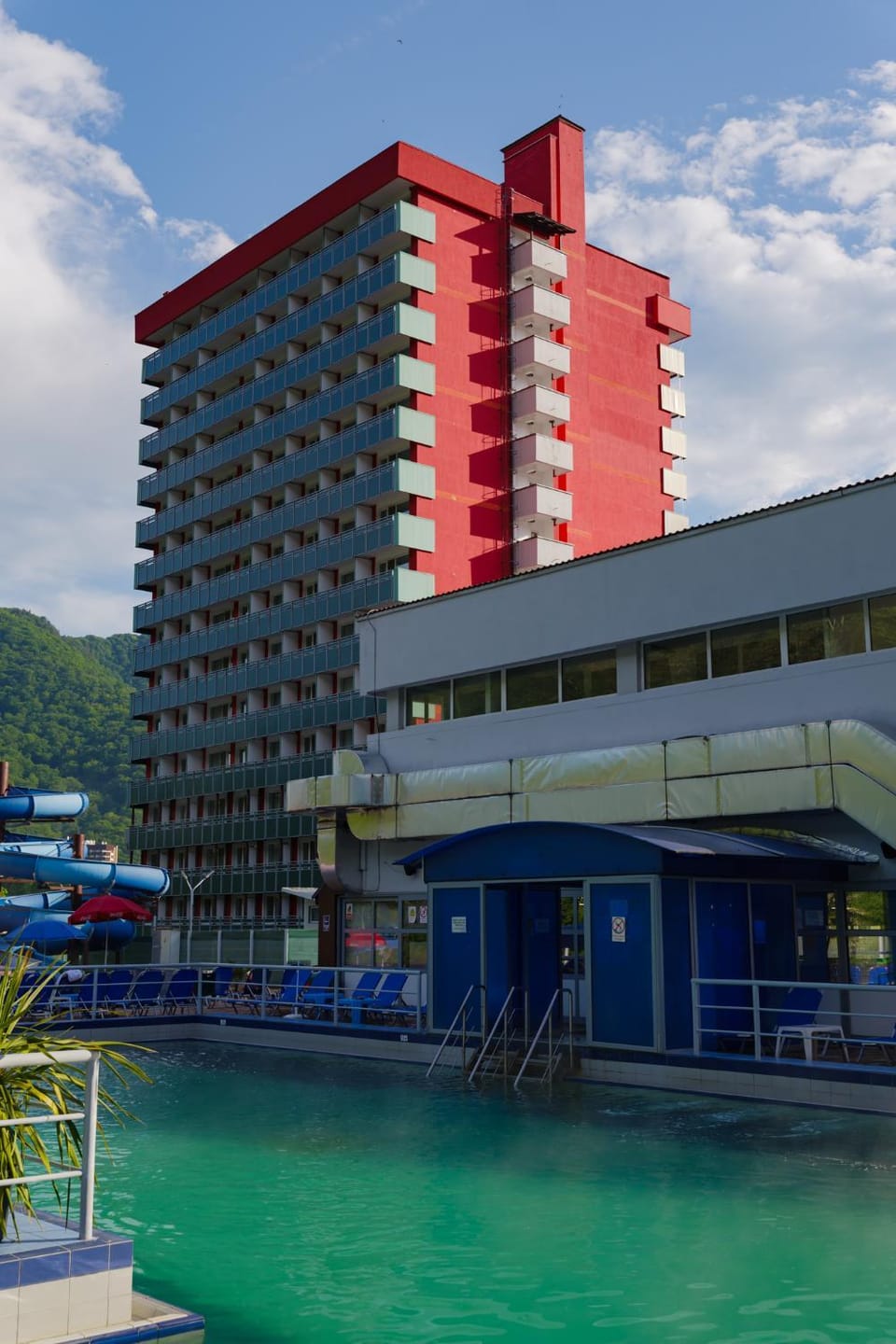 Property building, Pool view