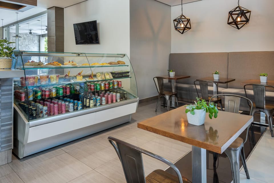 Coffee/tea facilities