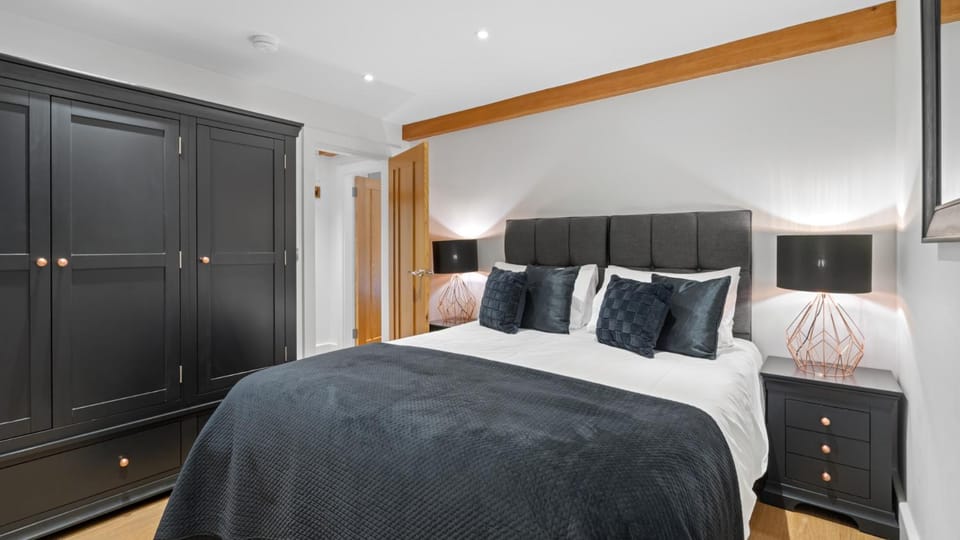 Bed, Bedroom, wardrobe