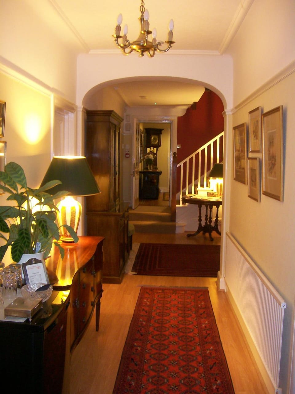 Facade/entrance, Photo of the whole room, Decorative detail