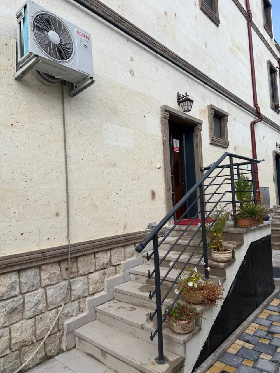 Facade/entrance, Day