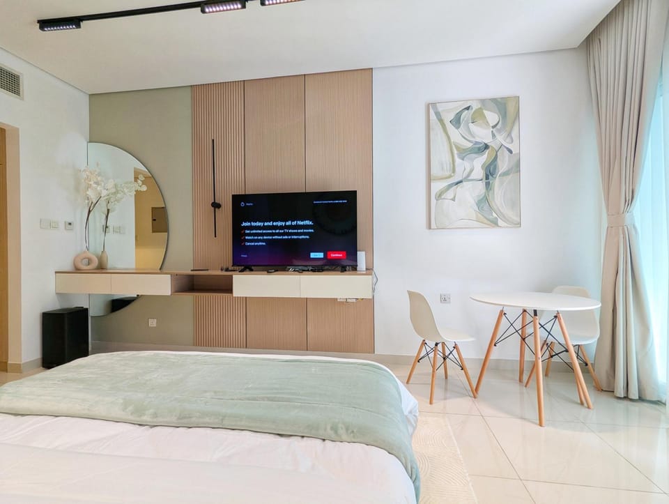 Bed, TV and multimedia, Photo of the whole room, Evening entertainment