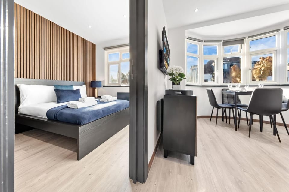 Living room, Bedroom