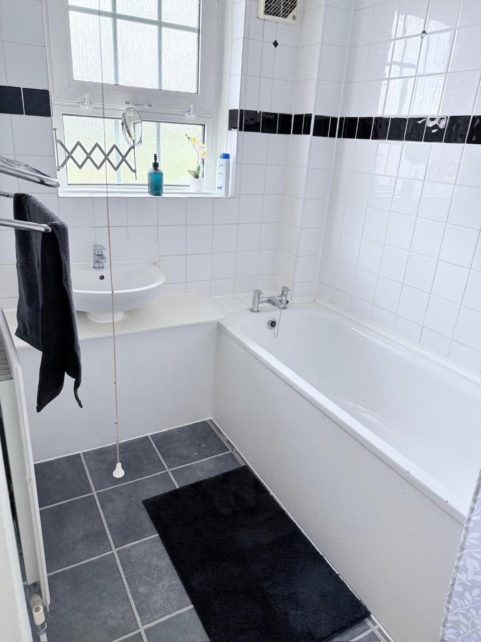 London City Escape for Summer - For 6ppl near, 1 stop to Tower Bridge - 3mins to DLR overground Apartment in London