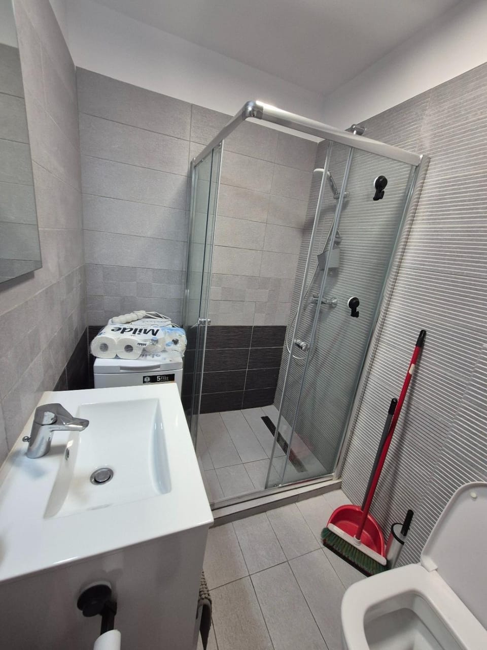 Shower, Toilet, Bathroom