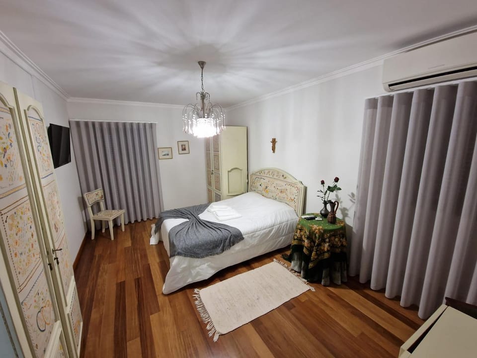 Casa do Cedro House in Viana do Castelo District, Portugal