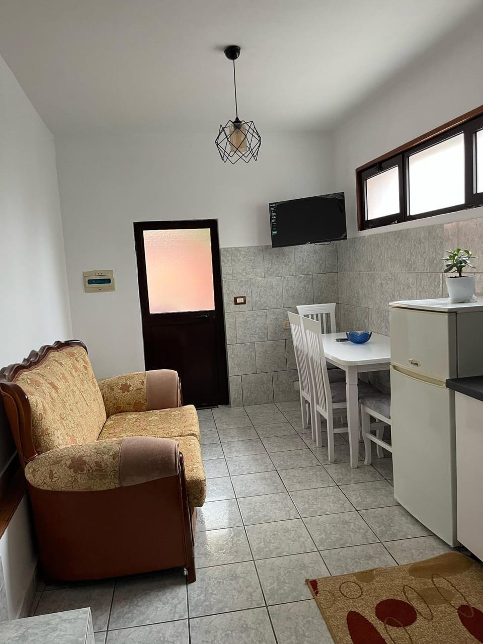 Roan's Home Apartment in Montenegro