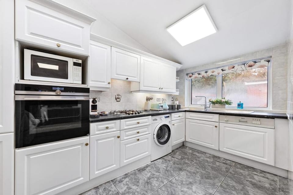 The Sydney Grove Retreat - Hendon - London House in London