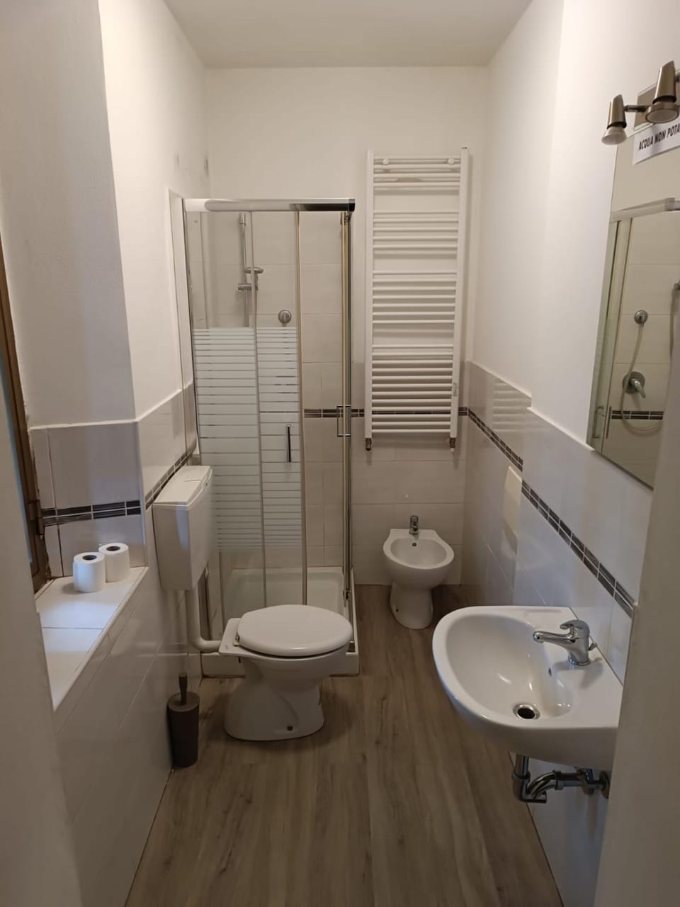 Camera IN Apartment in Parma