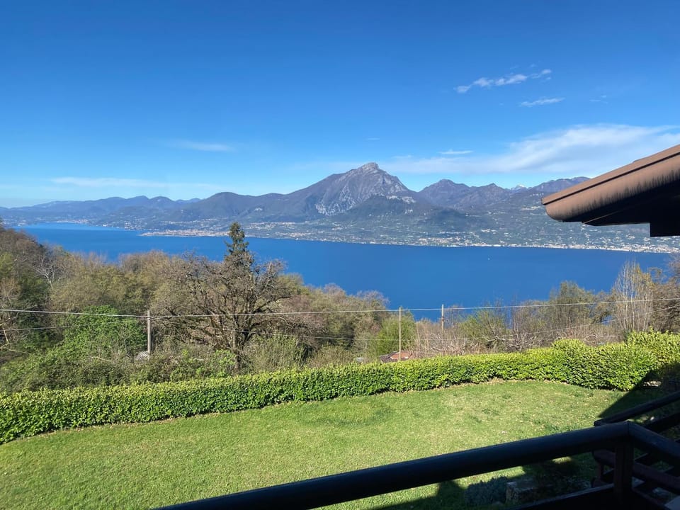 Casa Bella Vista mit Balkon Apartment in San Zeno di Montagna