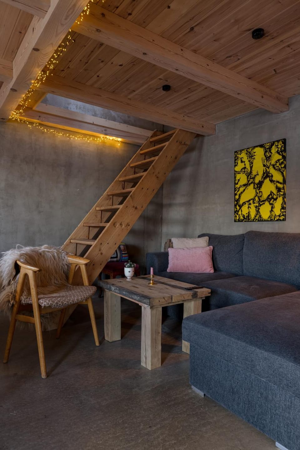 Living room, Seating area