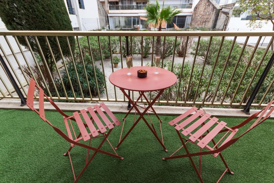 Le Vendôme - Hypercentre - AC - Terrace - Palais of Festivals - Croisette Apartment in Cannes