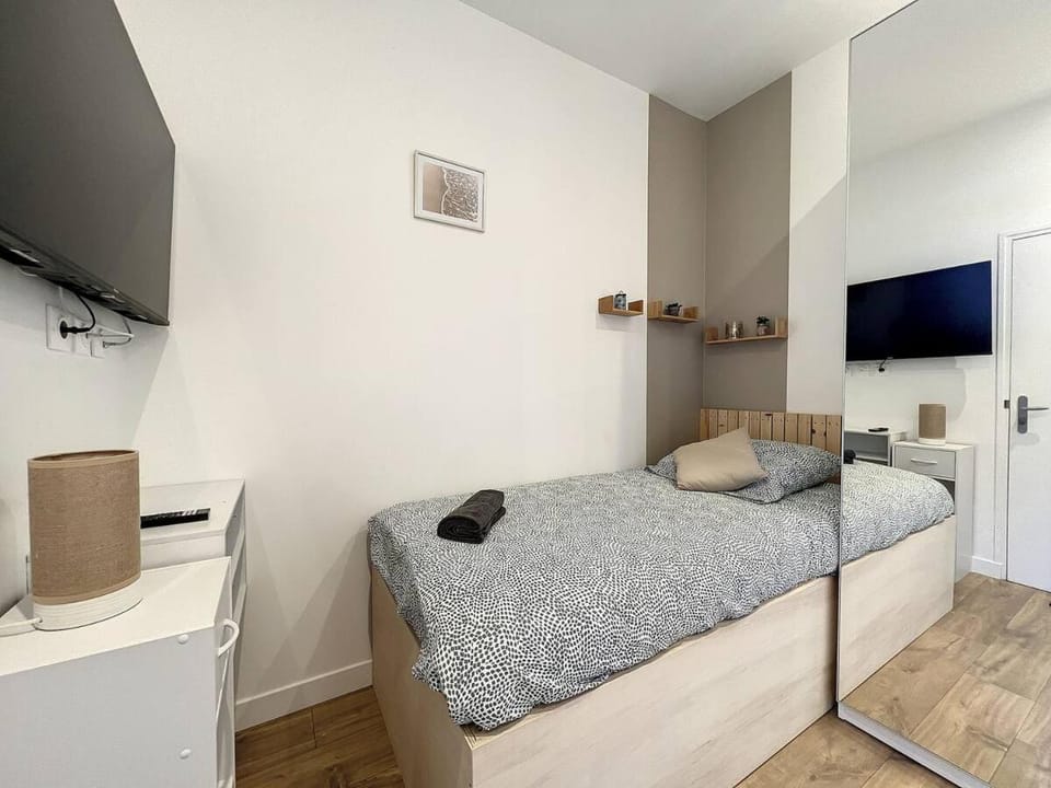 Studio le Glinglin - proche gare Apartment in Brittany