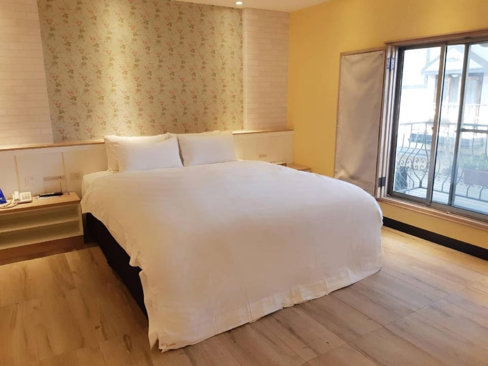 薇風情汽車旅館 - 湖內館 Motel in Kaohsiung