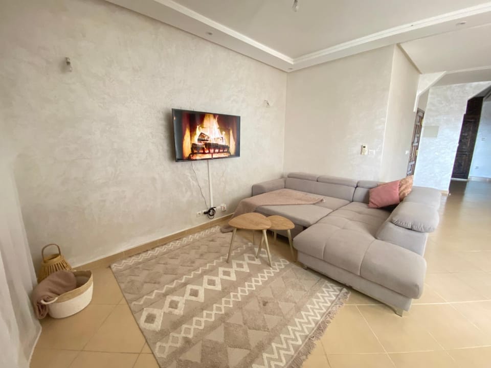Communal lounge/ TV room, TV and multimedia, Living room, Photo of the whole room, Seating area