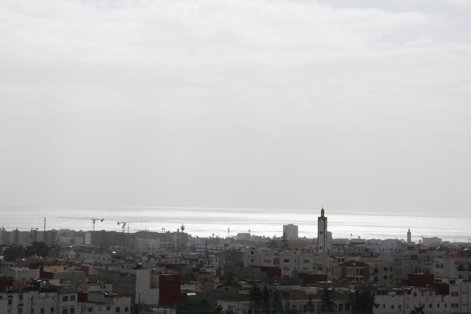 City view, Sea view
